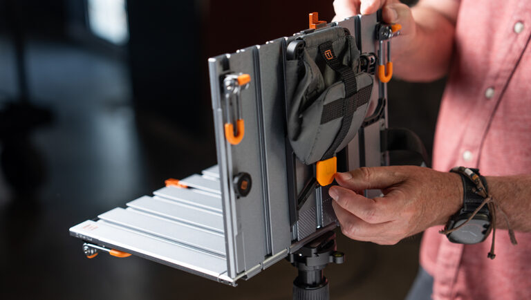 AeroTrac Retractable Accessory Holder