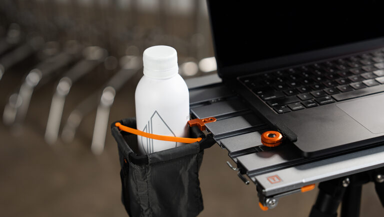 AeroTrac Retractable Cup Holder - Image 4